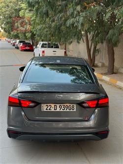 نیسان ئەلتیما